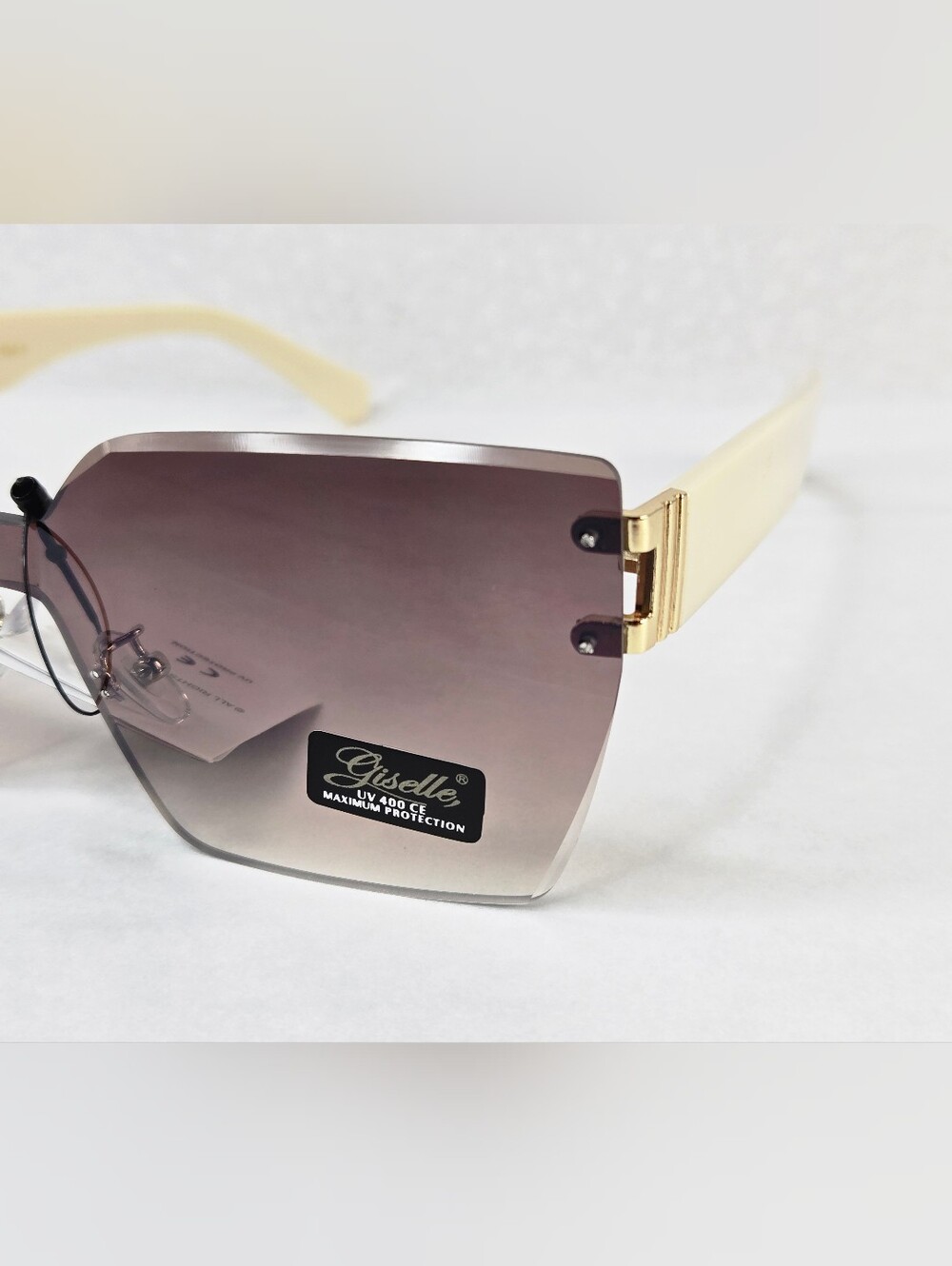 Giselle Rimless Butterfly Sunglasses NWT Gradient Smokey Brown Lens Cream Gold - Picture 6 of 11